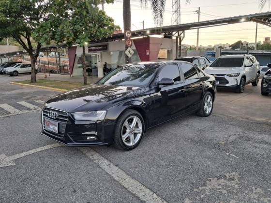 AUDI A4 2.0 TFSI AMBIENTE 183CV GASOLINA 4P MULTITRONIC AUDI A4 2.0 TFSI AMBIENTE 183CV GASOLINA 4P MULTITRONIC